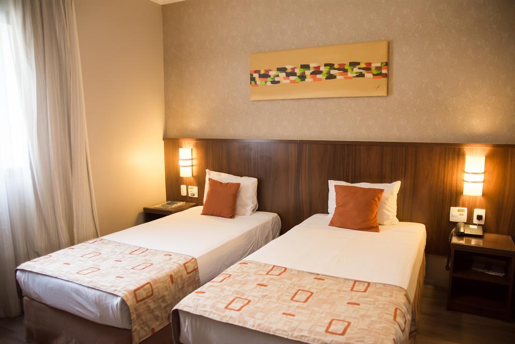 Class Hotel Varginha Varginha  Bagian luar foto