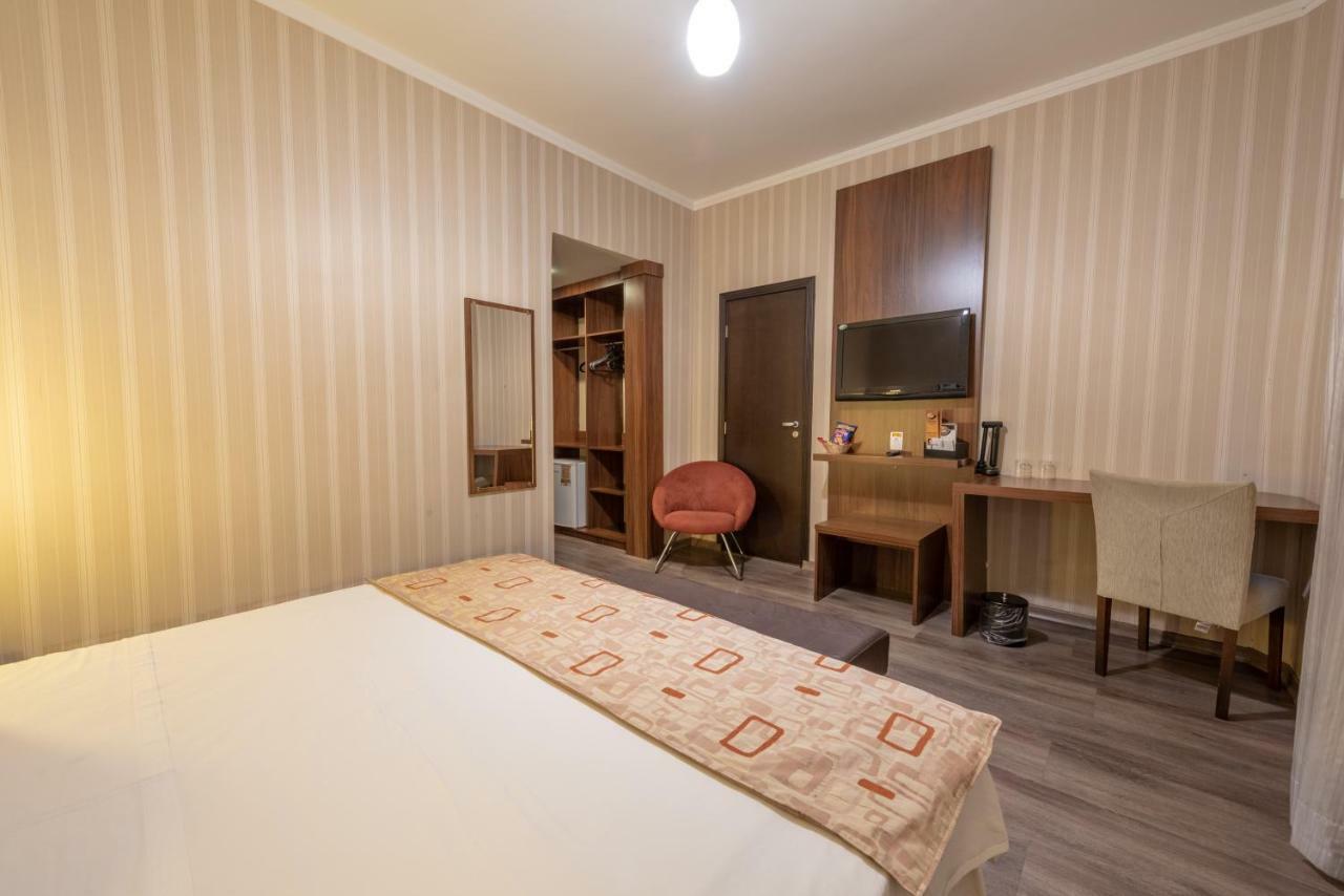 Class Hotel Varginha Varginha  Bagian luar foto